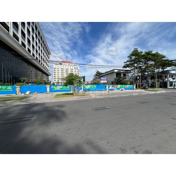 Земля в Сиануквиле участок в большом городе 2400м², изображение 6